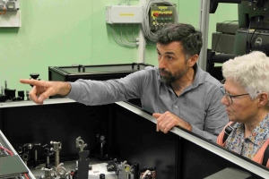 Anne L’Huillier, Premio Nobel per la Fisica 2023, in visita ai laboratori del Cnr-Iom