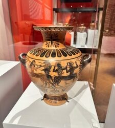 “Veder greco in Etruria. Le idrie di Cerveteri”